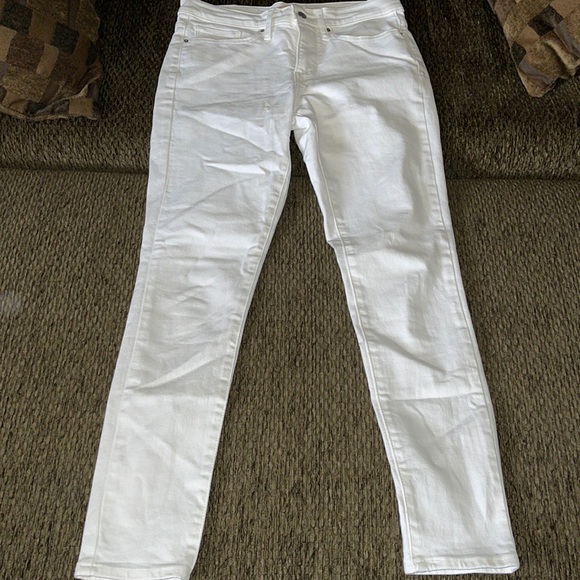 🤍BNWOT WHITE 311 LEVIS JEANS🤍 - Picture 1 of 7